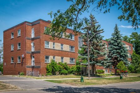 39 Riverwood Parkway - Photo 5