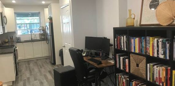 Renovated 1 Bedroom Annex Unit with Private Deck & Backyard - Photo 2