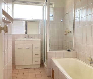 Affordable Caulfield North Opportunity - Photo 5