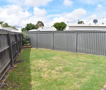 3 Pebble Close, Ballarat Central - Photo 1