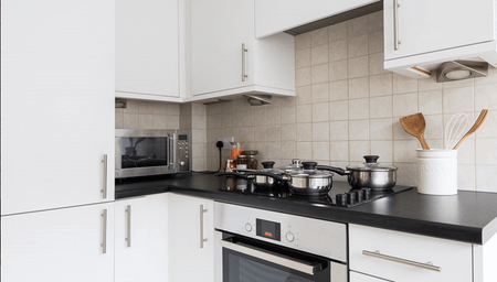 145 Fulham Road, SW3 (Flat) - Photo 3