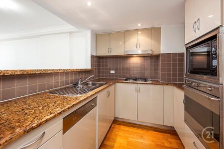 Modern Apartment with District Views &ast;&ast; Available 04&sol;11&sol;25 &ast;&ast; - Photo 4