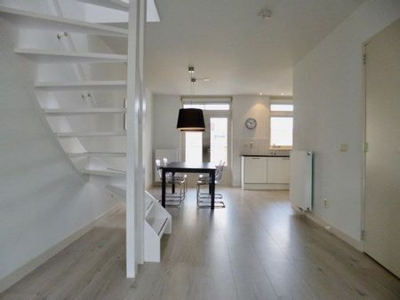 Te huur: Appartement Ferdinand Bolstraat 134 3 in Amsterdam - Foto 2