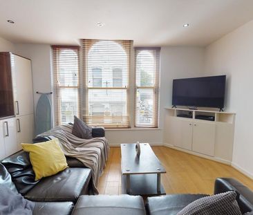5 bedroom terraced house to rent - Photo 2