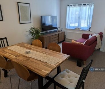 3 bedroom end of terrace house to rent - Photo 2