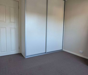 Blacktown - Photo 2