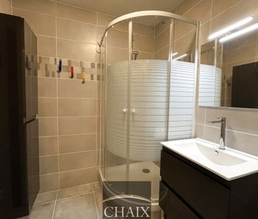 À LOUER Superbe T2 climatisé, refait à neuf avec véranda, - Photo 4