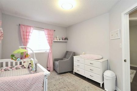 For Lease - 70 Keystar Court, Vaughan, Ontario - Photo 4