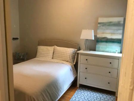 Toronto Furnished House for Rent - Incredible 3 Bedroom, 2 Bathroom with Original Details in Queen West - Photo 5