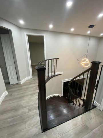 Detached Home For Lease | E8116966 - Photo 3