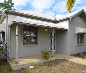 74 Regatta Crescent - Photo 1