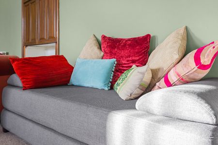 2 Bed Flat, Cornwallis Crescent, BS8 - Photo 3