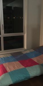 Superbe condo dans Villeray, dans un quartier paisible proche de toutes commodités, avec piscine intérieure, sauna, gym, ascensseurs et stationnement - Photo 4