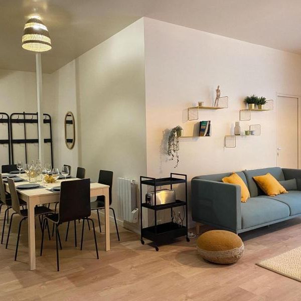 Location Appartement 9 pièces 9m² BORDEAUX 33800 - Photo 1
