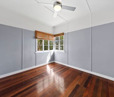 Family Living on a Generous Corner Block - Photo 4