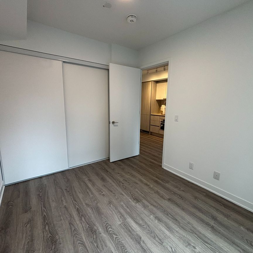 For Lease - 180 Front Street Unit# 705, Toronto, Ontario - Photo 1