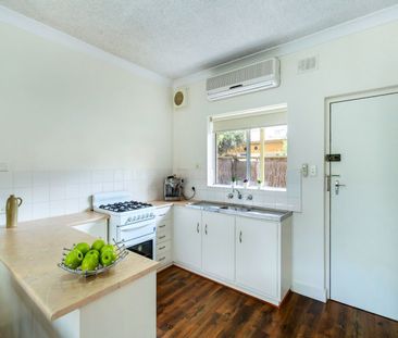 Open the Door to Timeless Elegance in Prestigious St Peters - Photo 2