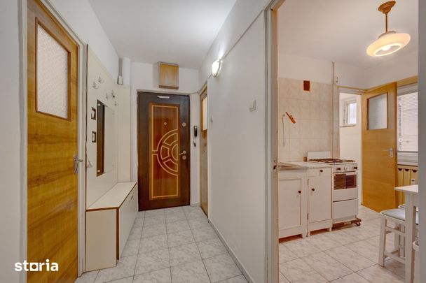 Militari, Virtutii, Orsova, Linia Tramvai 41, Metrou Lujerului (1Km) - Fotografie 1