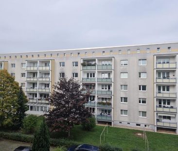 Schmucke Dreiraumwohnung mit Balkon in Weida! - Photo 3