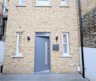 2 bedroom terraced house to rent - Photo 4