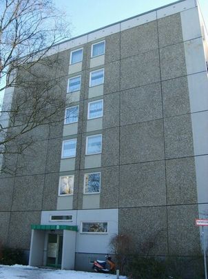 Gemütliche 3-Zimmer-Wohnung mit Top-Anbindung ideal für kleine Familien - Photo 1