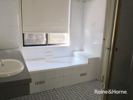 Spacious Living in Castle Hill - Photo 3