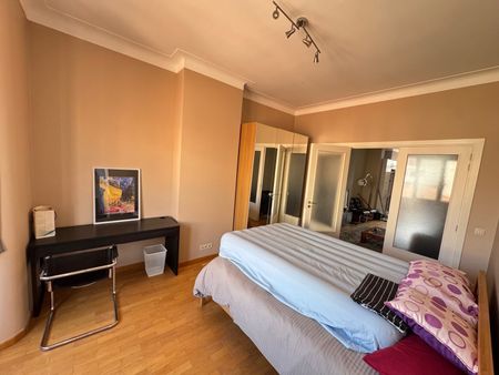 Lumineux appartement 1ch + bureau à 1180 Uccle  Loyer: 900 € - Foto 2