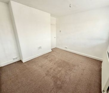 Plant Hill Road, 47, Manchester, M9 6WL, Greater Manchester - Photo 4