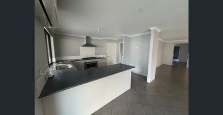 Spacious 4x2 Family Home - Photo 2