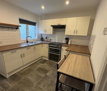 73 Ardenvohr Street, Belfast, BT6 8NB - Photo 2
