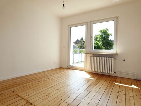 *** sanierte Erdgeschoss-Wohnung mit Dusche und Balkon gesucht? *** - Foto 2