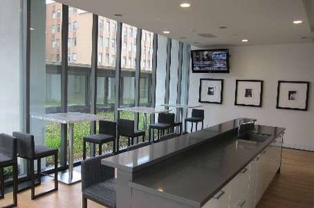 For Lease - 33 Charles Street Unit# 2008, Toronto, Ontario - Photo 3