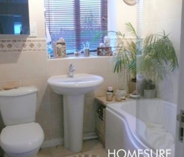 Turnstone Drive, Halewood, Liverpool, Merseyside, L26 7WR - Photo 2