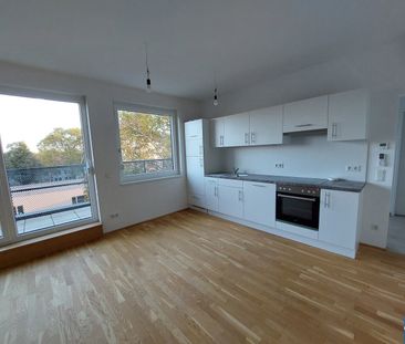 2-Zimmer Dachgeschoßwohnung mit großem Balkon! Nahe der Donauinsel - Photo 3