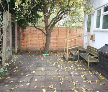 Studio to rent - Photo 6