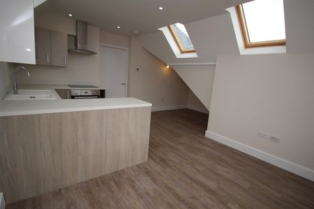 Springfield Road, Southgate - Photo 5