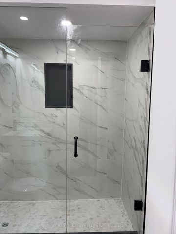 For Lease - 133 Micklefield Avenue Unit# Basement, Whitby, Ontario - Photo 4