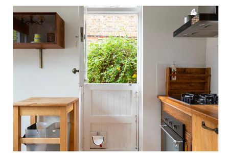 1 Bed Flat, Fleeming Road, E17 - Photo 3