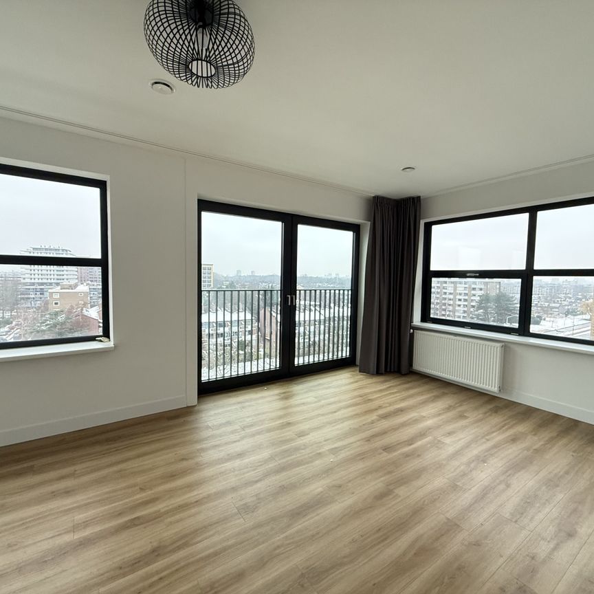 Modern, stijlvol én energiezuinig 2-kamer appartement op een toplocatie met uitstekende bereikbaarheid! - Photo 1