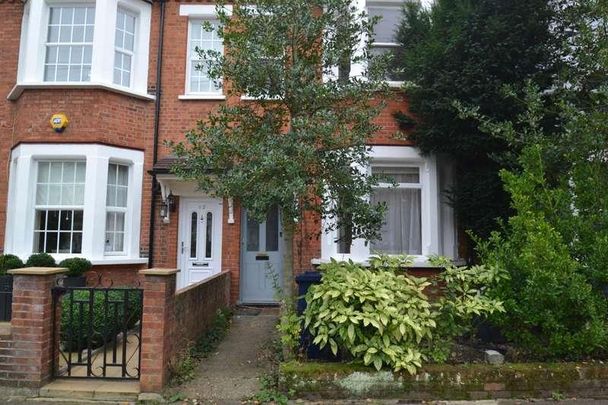 Holly Park Road, Hanwell, W7 - Photo 1