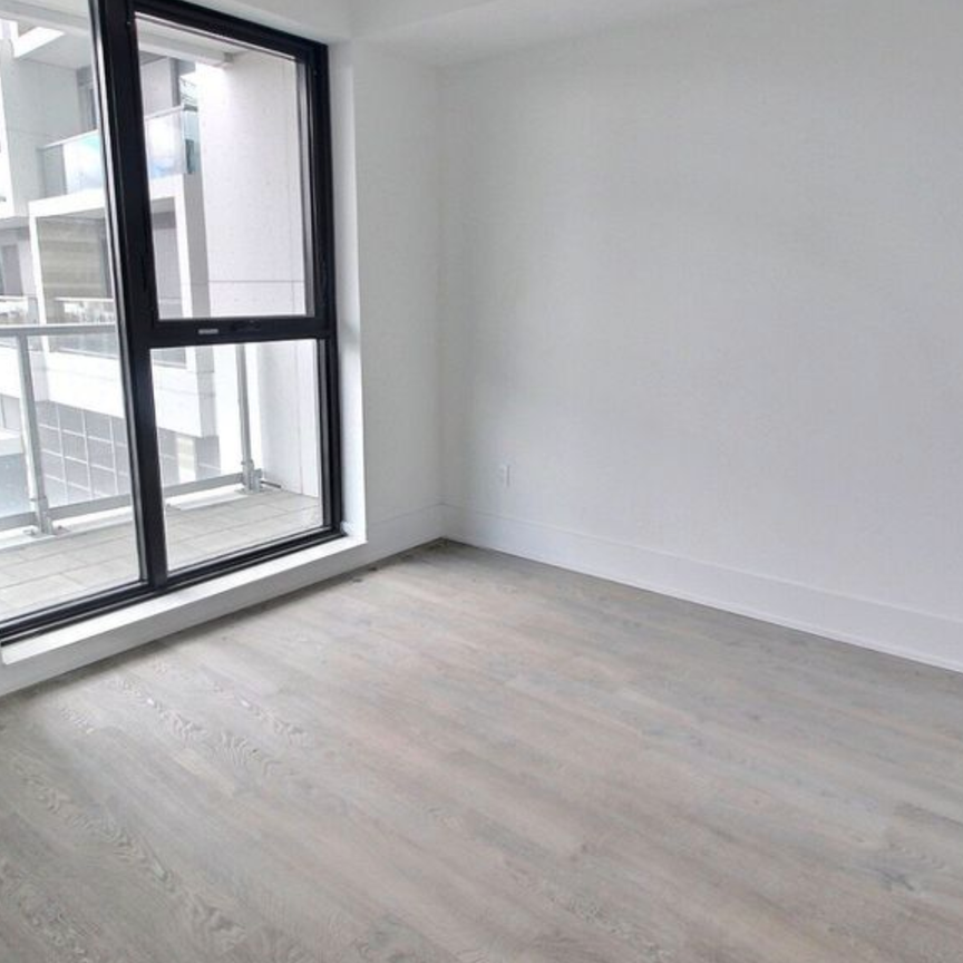 Luxury New 2 Bedrooms, 2 Bathroom Condo - Photo 1