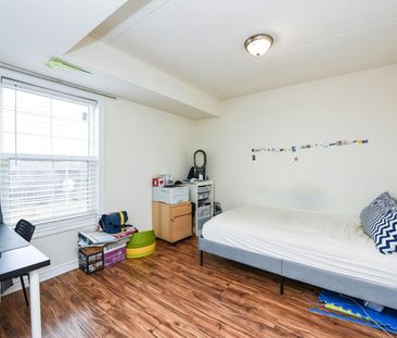 For Lease - 1480 Bishops Gate Unit# 301, Oakville, Ontario - Photo 6