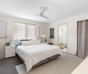 Spacious Family Home with Multiple Living Areas & Side Access - Photo 6