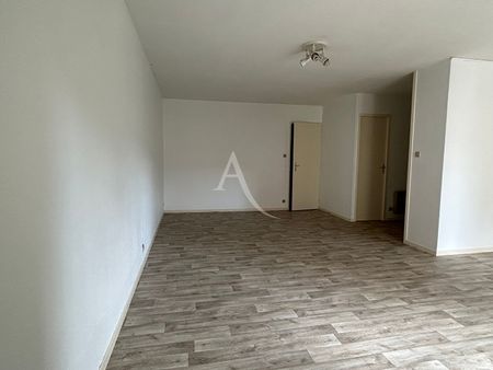 Location Appartement 3 pièces 64m² - Photo 3