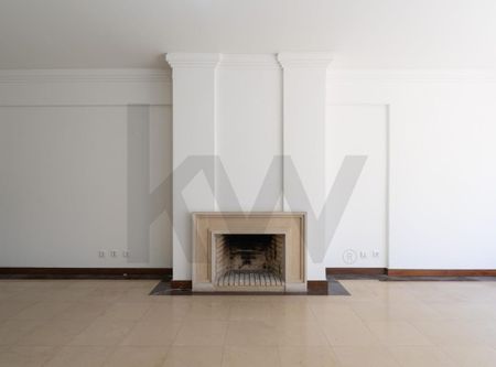 LISBOA, Lisbon - Photo 4