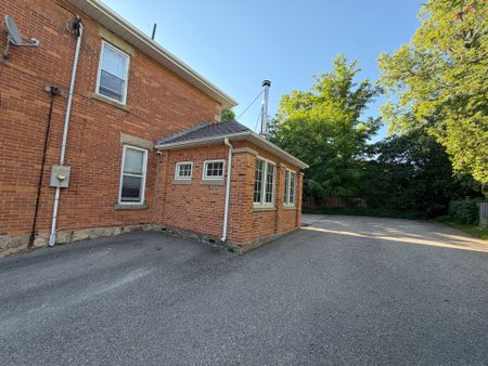 For Lease - 52 First Street Unit# Upper, Orangeville, Ontario - Photo 3