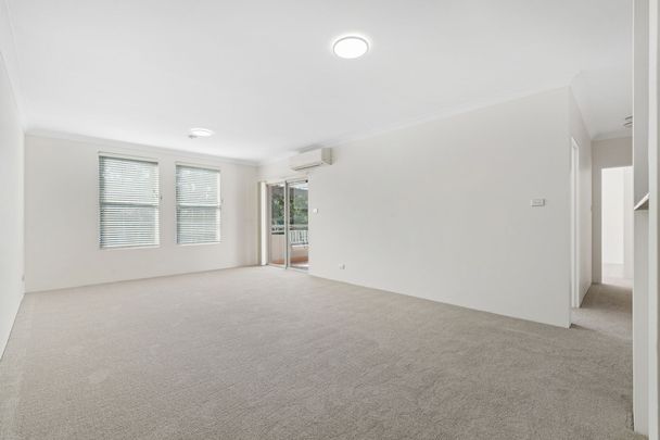 Modern Two-Bedroom Apartment in the Heart of Miranda - Photo 1