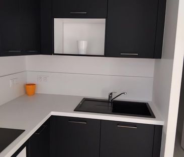 2 pièces - 35,05 m2 GRANVILLE - 50 - Photo 4