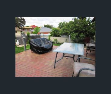 Comfortable and Close to CBD. - Photo 3