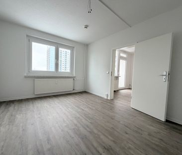 Michelangelostr. 2, 01217 Dresden OT Räcknitz / Zschertnitz mit Str... - Foto 1